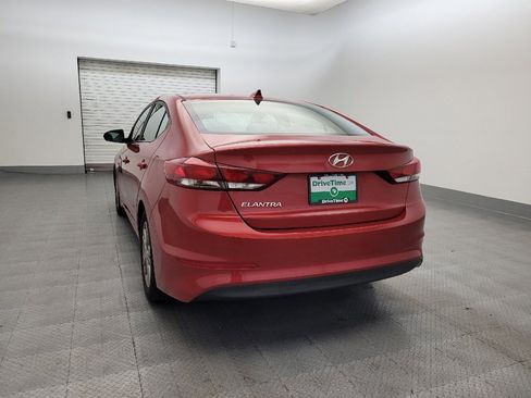 Used 2018 Hyundai Elantra SEL image 6