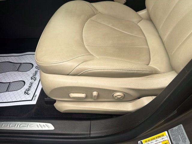 Used 2018 Buick Envision Essence FWD image 7