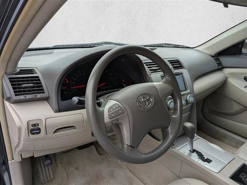 Used 2007 Toyota Camry LE image 12