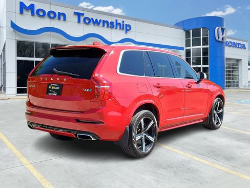 Used 2017 Volvo XC90 T6 R-Design w/ Vision Package AWD/4WD image 6