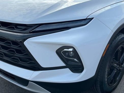 Used 2023 Chevrolet Blazer LT w/ Convenience Package image 12