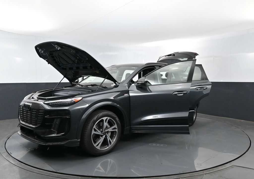 New 2027 Audi Q6 e-tron Premium Plus AWD/4WD image 26