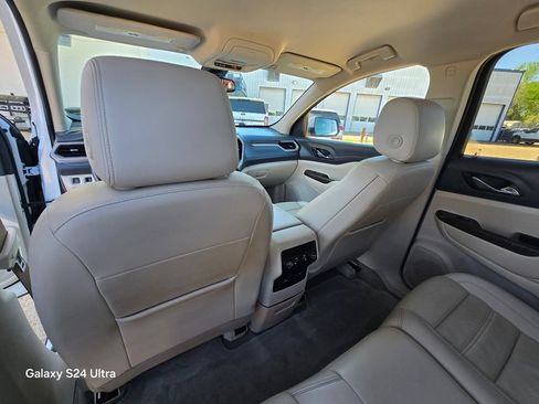 Used 2023 GMC Acadia Denali FWD image 19