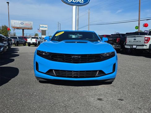 Used 2023 Chevrolet Camaro LT w/ RS Package image 10