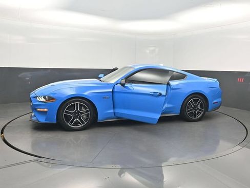 Used 2022 Ford Mustang GT w/ Equipment Group 301A RWD image 37