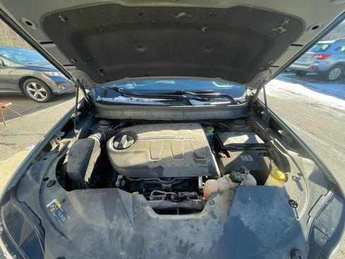 Used 2019 Jeep Cherokee Trailhawk image 19