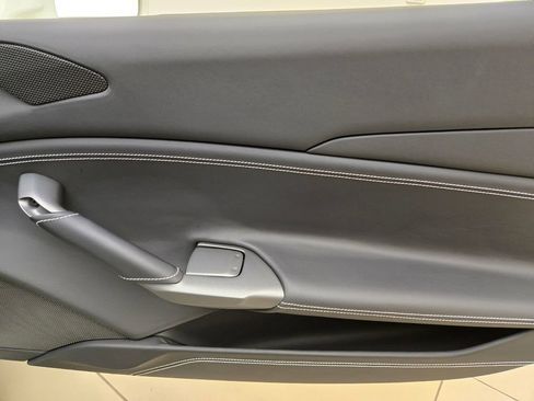 Used 2018 Ferrari 488 Spider image 25