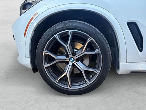Used 2019 BMW X5 xDrive40i w/ M Sport Package AWD/4WD image 23