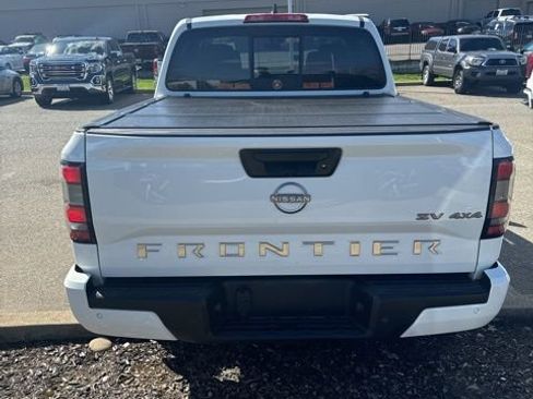 Used 2022 Nissan Frontier SV image 7