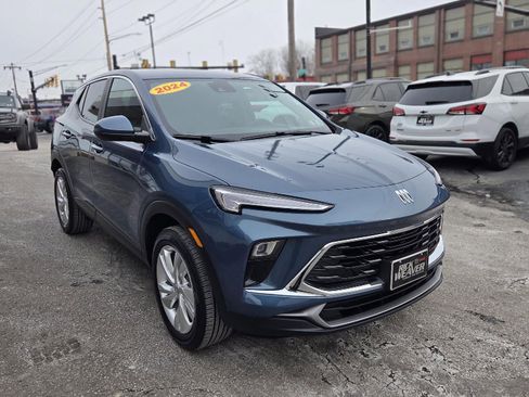 Used 2024 Buick Encore GX Preferred w/ Comfort Package image 14