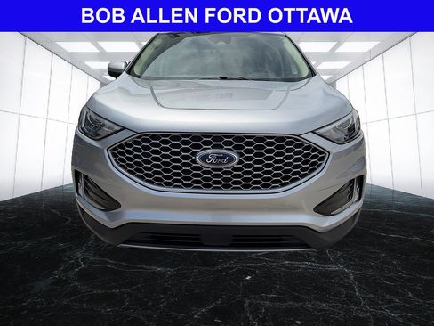 Used 2023 Ford Edge SEL w/ Convenience Package AWD/4WD image 9
