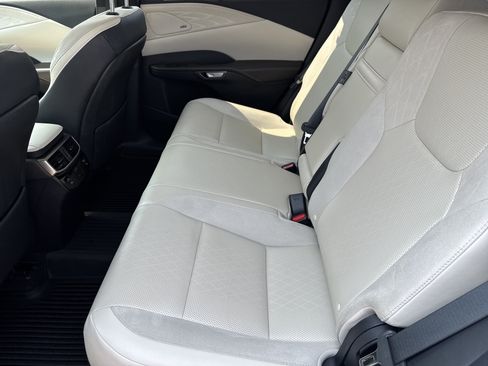 Used 2023 Lexus RX 350 FWD w/ Accessory Package (Z1) image 11