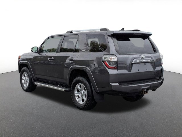 Used 2023 Toyota 4Runner SR5 Premium w/ Moonroof Package AWD/4WD image 4