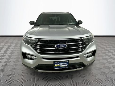 Certified 2020 Ford Explorer XLT w/ Equipment Group 202A AWD/4WD image 2
