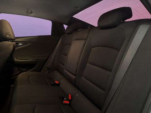 Used 2021 Chevrolet Malibu LT FWD image 21