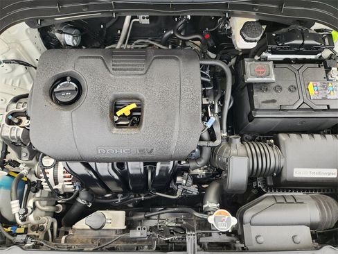 Certified 2023 Kia Soul LX image 30