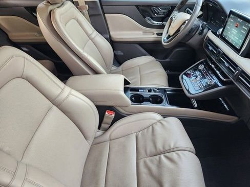 Used 2022 Lincoln Corsair Reserve w/ Equipment Group 201A image 19