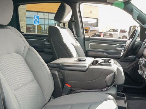 Used 2022 RAM 1500 Big Horn image 25
