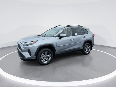 New 2025 Toyota RAV4 LE image 4