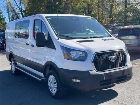 Used 2024 Ford Transit 250 Low Roof w/ Exterior Upgrade Package image 33