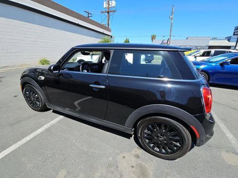 Used 2018 MINI Cooper S FWD image 6