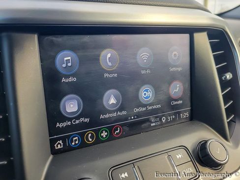 Certified 2022 GMC Acadia SLE w/ Driver Convenience Package image 14