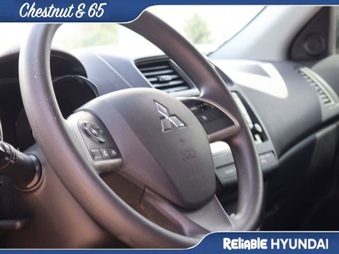 Used 2021 Mitsubishi Outlander Sport SE AWD/4WD image 25