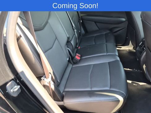 Used 2023 Cadillac XT5 Premium Luxury w/ LPO, Floor Liner Package AWD/4WD image 21