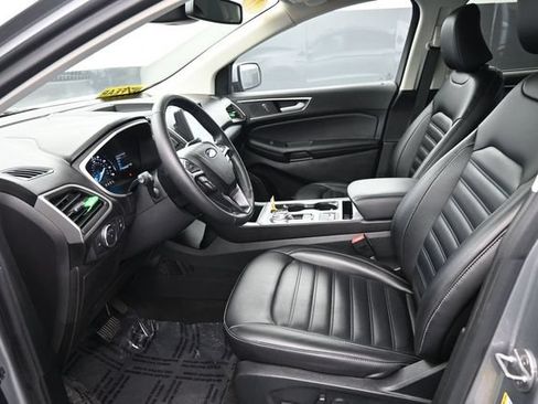 Used 2021 Ford Edge SEL w/ Convenience Package FWD image 16