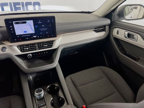 Used 2026 Ford Explorer Active image 28