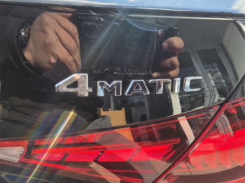 Used 2023 Mercedes-Benz C 300 4MATIC Sedan image 38