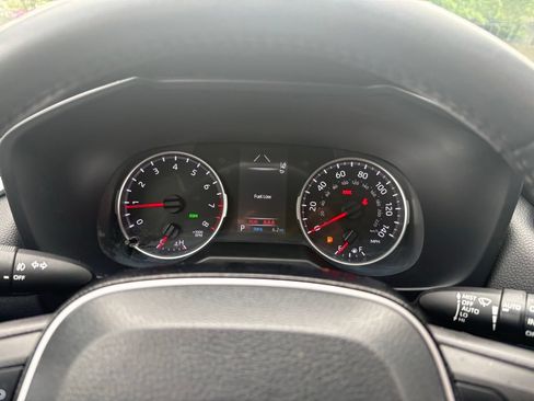 Used 2021 Toyota RAV4 XLE w/ XLE Grade Weather Package AWD/4WD image 21