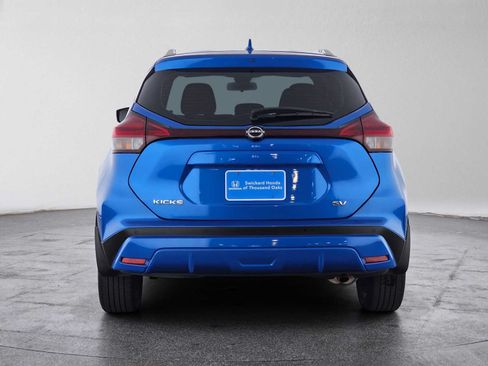 Used 2023 Nissan Kicks SV FWD image 4