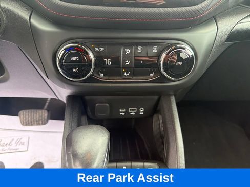 Used 2022 Chevrolet TrailBlazer RS w/ Sun and Liftgate Package AWD/4WD image 18