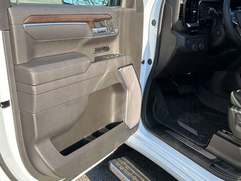 New 2026 Chevrolet Silverado 1500 High Country image 11