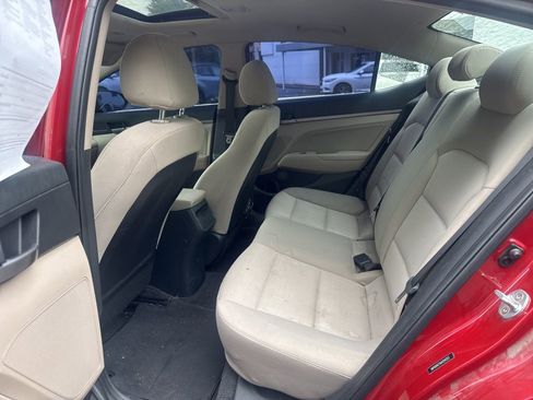 Used 2018 Hyundai Elantra Value Edition FWD image 19