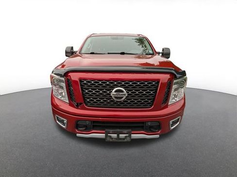 Used 2017 Nissan Titan PRO-4X AWD/4WD image 7