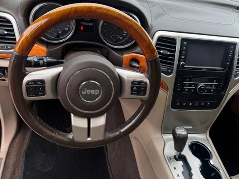 Used 2012 Jeep Grand Cherokee Overland image 19