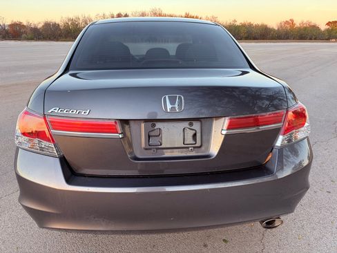 Used 2011 Honda Accord LX image 7