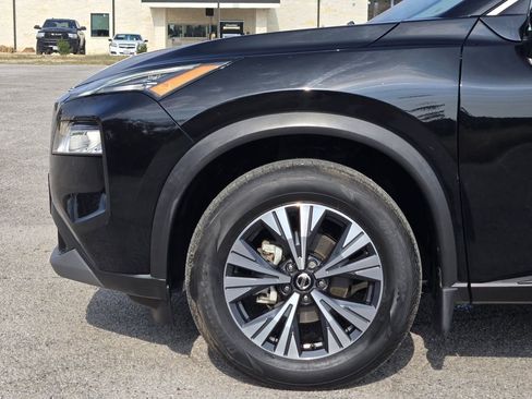Used 2021 Nissan Rogue SV FWD image 7