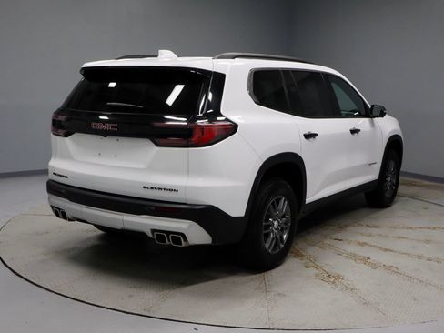 Used 2025 GMC Acadia Elevation AWD/4WD image 11