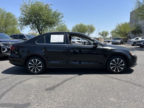 Used 2017 Volkswagen Jetta S FWD image 5