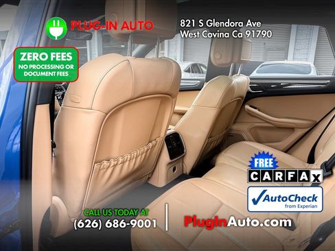 Used 2021 Porsche Macan S AWD/4WD image 10