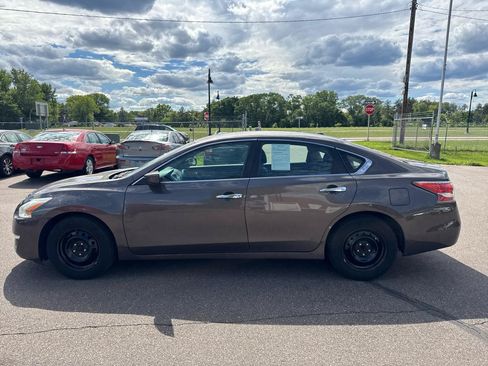 Used 2015 Nissan Altima 2.5 S w/ Power Driver Seat Package FWD image 8