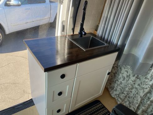 Used 2020 Ford Transit 250 Medium Roof image 13