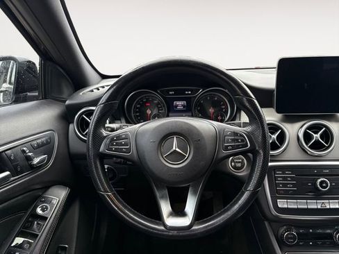 Used 2020 Mercedes-Benz GLA 250 4MATIC image 12