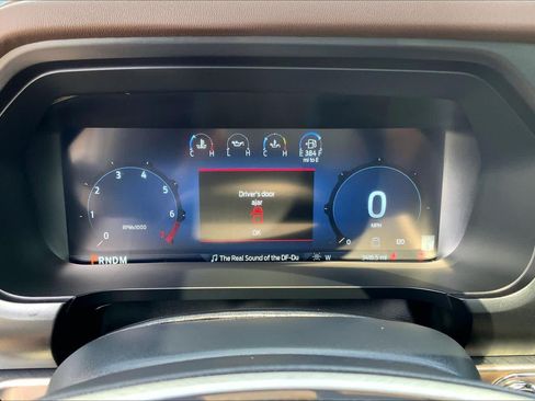 Used 2025 Ford F150 King Ranch w/ FX4 Off-Road Package AWD/4WD image 23