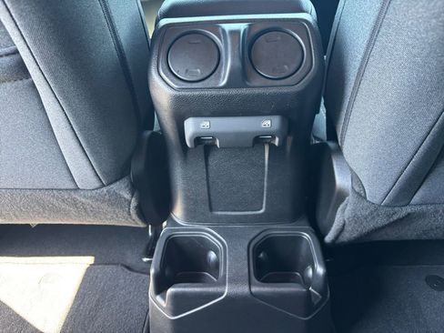 Used 2024 Jeep Wrangler Unlimited Sport AWD/4WD image 25