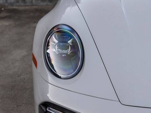 Certified 2022 Porsche 911 Turbo image 14