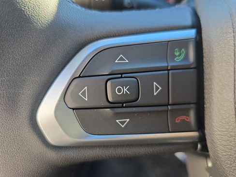 New 2026 Jeep Compass Latitude AWD/4WD image 17